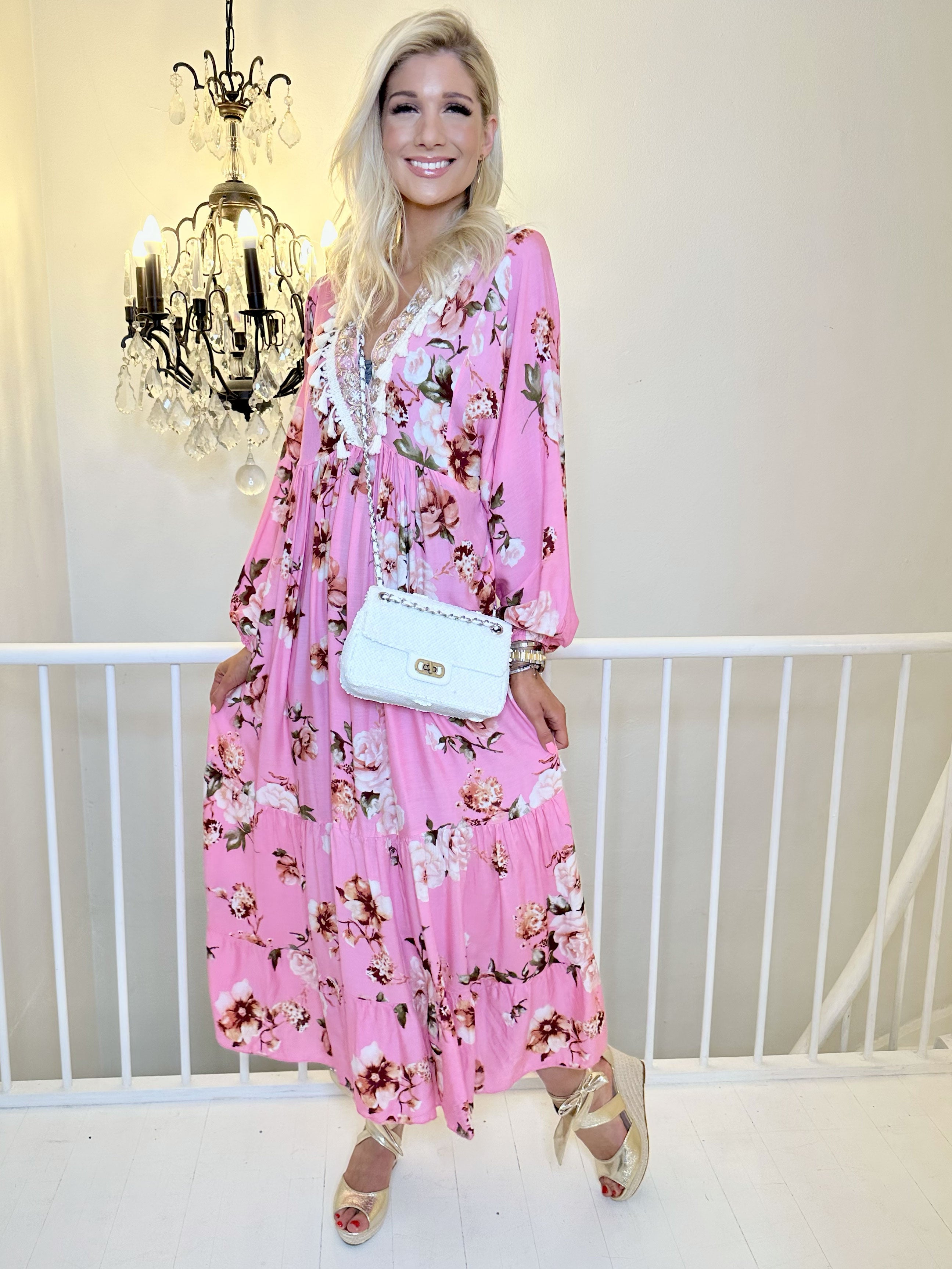 Adelaida Flower - Tunikakjole med musling og frynse detaljer